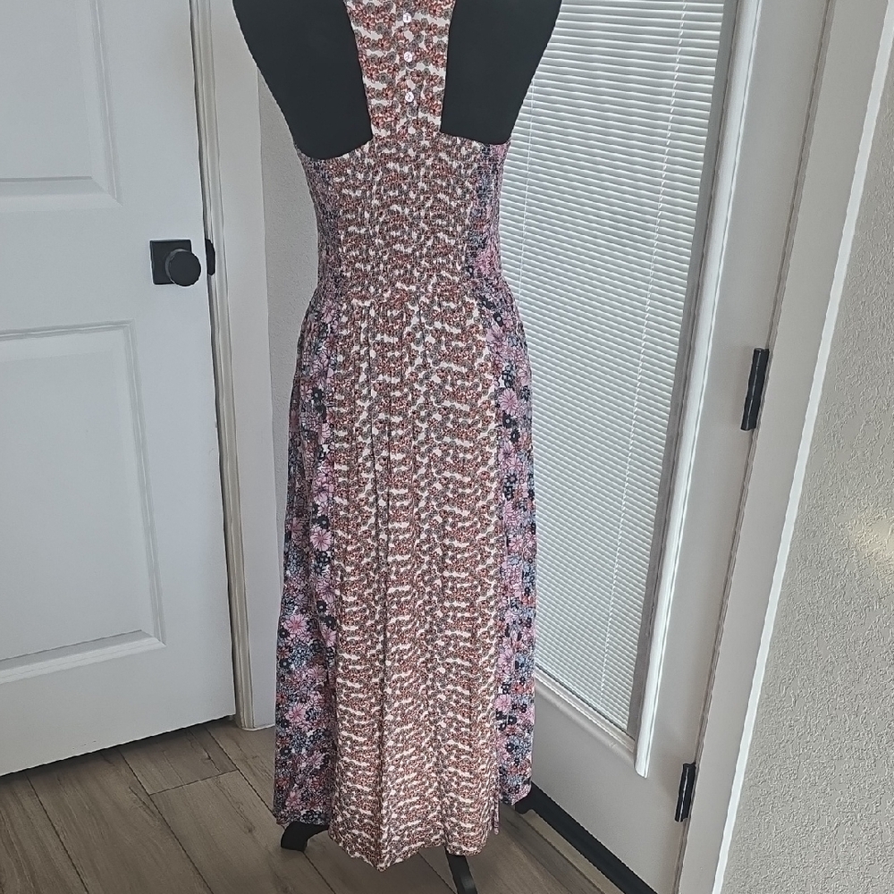 Floral Sleeveless Dress - Picture 6 of 7